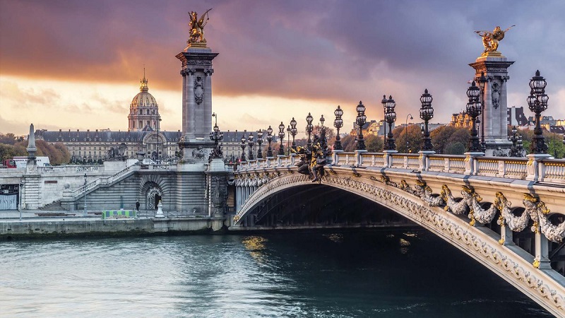 Puentes-Alejandro-III-Sena-París.jpg